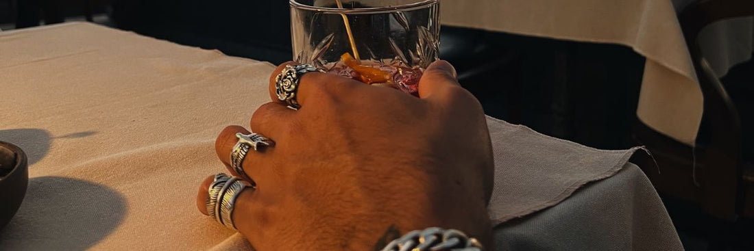 Minimalist vs. Statement Jewelry: Which Suits Your Style?